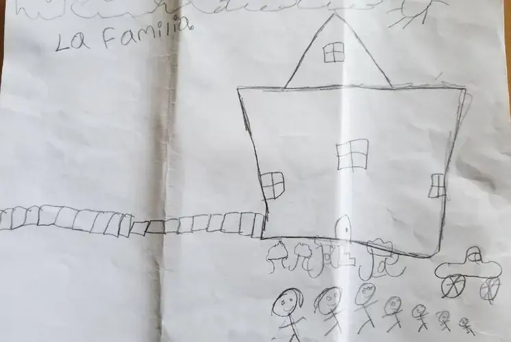 A drawing by Sandy's 8-year-old son, sent to his grandmother, Hilda, while he and his three siblings were detained at a migrant children's shelter. Image by Texas Tribune, Matamoros, 2018.