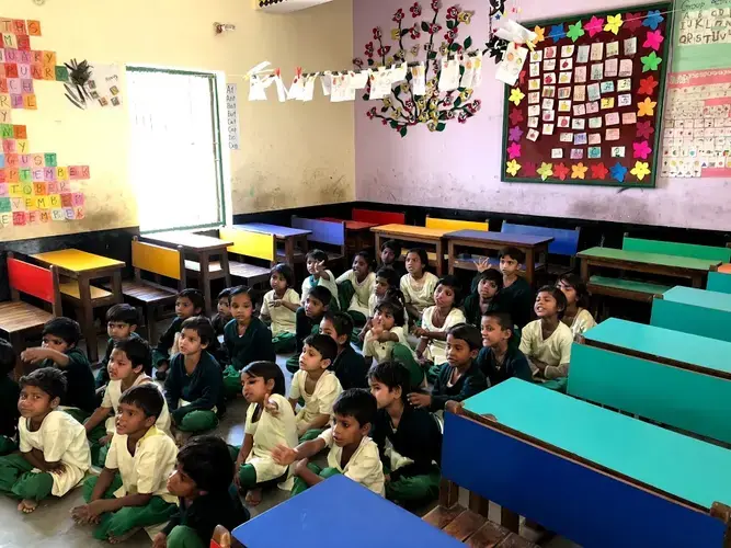 Less than two decades later, Pardada Pardadi is a now a kindergarten-through-12th-grade operation, in several larger buildings on a spacious campus. With 1,400 female students, it runs at capacity. Image by Annalisa Merelli. India, 2018.