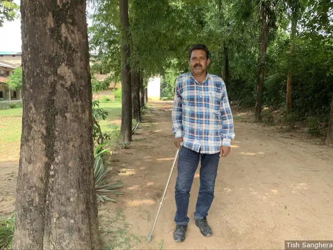 Jagat Narayan Vishwakarma, 46, has filed a petition in the National Green Tribunal over increasing industrial pollution and non-compliance by companies in the Singrauli area. Image by Tish Sanghera. India, 2019.