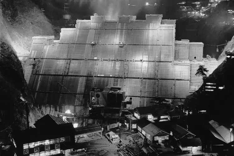 Constructions for Ogouchi dam in 1945. Image courtesy of Emiko Jozuka, Okutama Town. Japan, 1945.