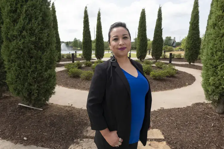 Activists like Magaly Licolli have protested and pressured poultry plants to create safer and healthier working conditions for employees, who are predominately Hispanic and black. June 29, 2020. Image by Spencer Tirey, For The Midwest Center for Investigative Reporting. United States, 2020.<br />
