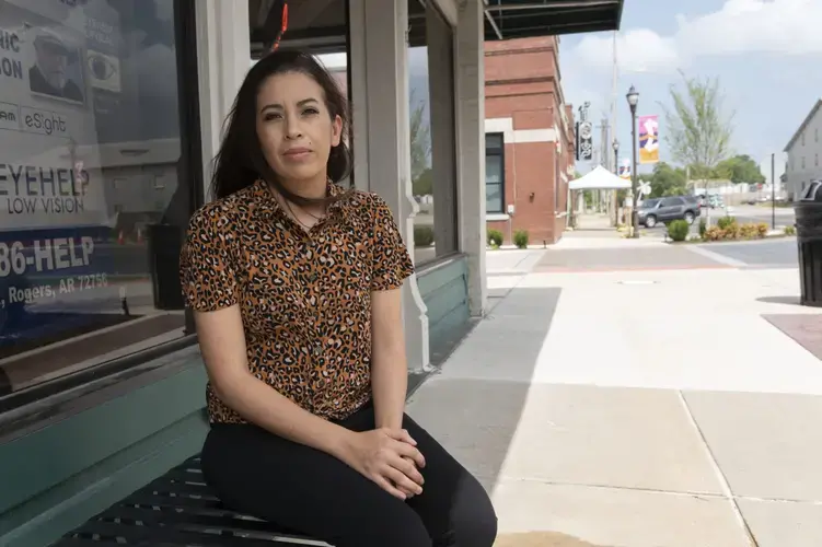 Maria Romero's mother is one of over 4,000 poultry workers to be diagnosed with coronavirus in Arkansas. June 28, 2020. Image by Spencer Tirey, For The Midwest Center for Investigative Reporting. United States, 2020.<br />
