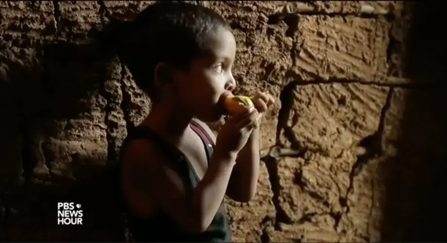 Still image from Nadja Drost and Bruno Federico's PBS NewsHour video, 'Venezuelans Suffer Deadly Scarcity of Food and Medicine.' 2017.