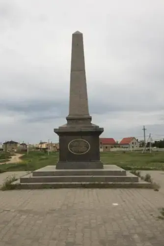 A new memorial was erected near Cathcart’s Hill, in Dergachi, in 2003.