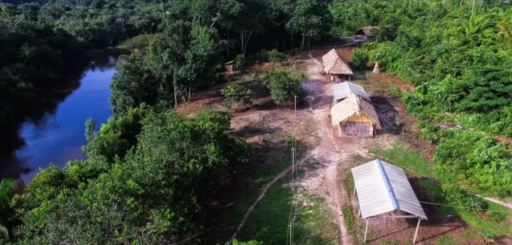 An aerial view of a typical Sateré-Mawé village in the Brazilian Amazon. Image by Matheus Manfredini. Brazil, 2019.