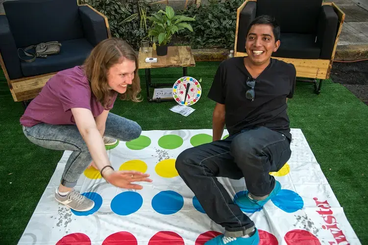 A Mexico City celebration of Parqueando, known worldwide as PARK(ing) Day, an urban intervention that began in San Francisco in 2005 when designers created a temporary “park” in a street parking space. Image by Laboratorio para la Ciudad. Mexico, 2015.