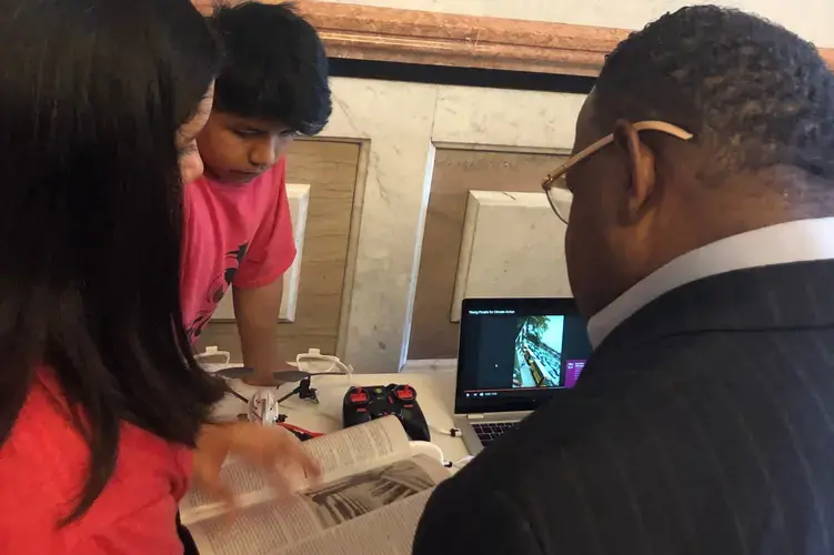 Students from London Middle School in Arlington Heights, Illinois. United States, 2019.