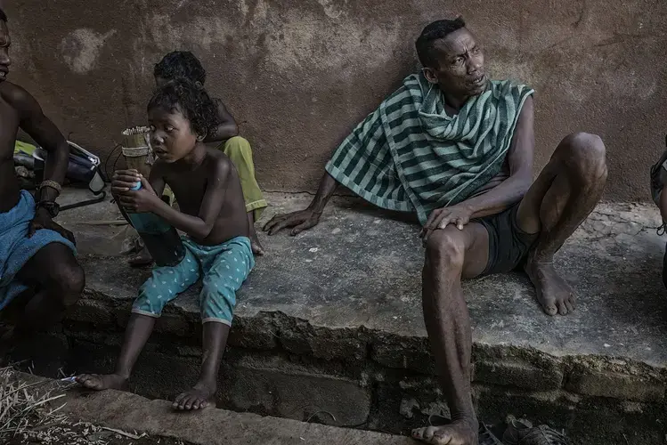 Mahmet Om was stricken by the illness. He said he did not believe the Batek were infected by measles because Batek shamans were already quite familiar with measles and could treat the disease. This illness, he said, was different and new to them. Image by James Whitlow Delano. Malaysia, 2019.