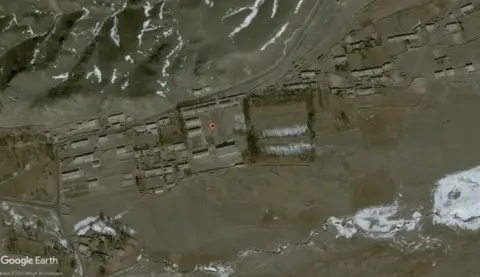 Image courtesy of Google Earth. China, 2006.