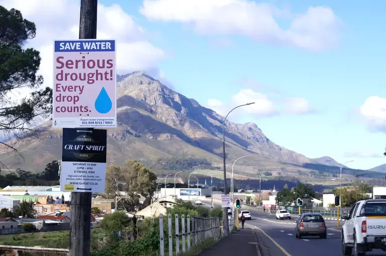 Signs posted in Stellenbosch just outside of Cape Town in English, Xhoosa, and Zulu. Image by Jacqueline Flynn. South Africa, 2018.