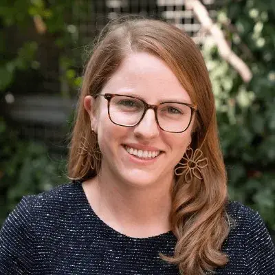 GhSgvMoQ_400x400.jpg Eleanor Klibanoff picture