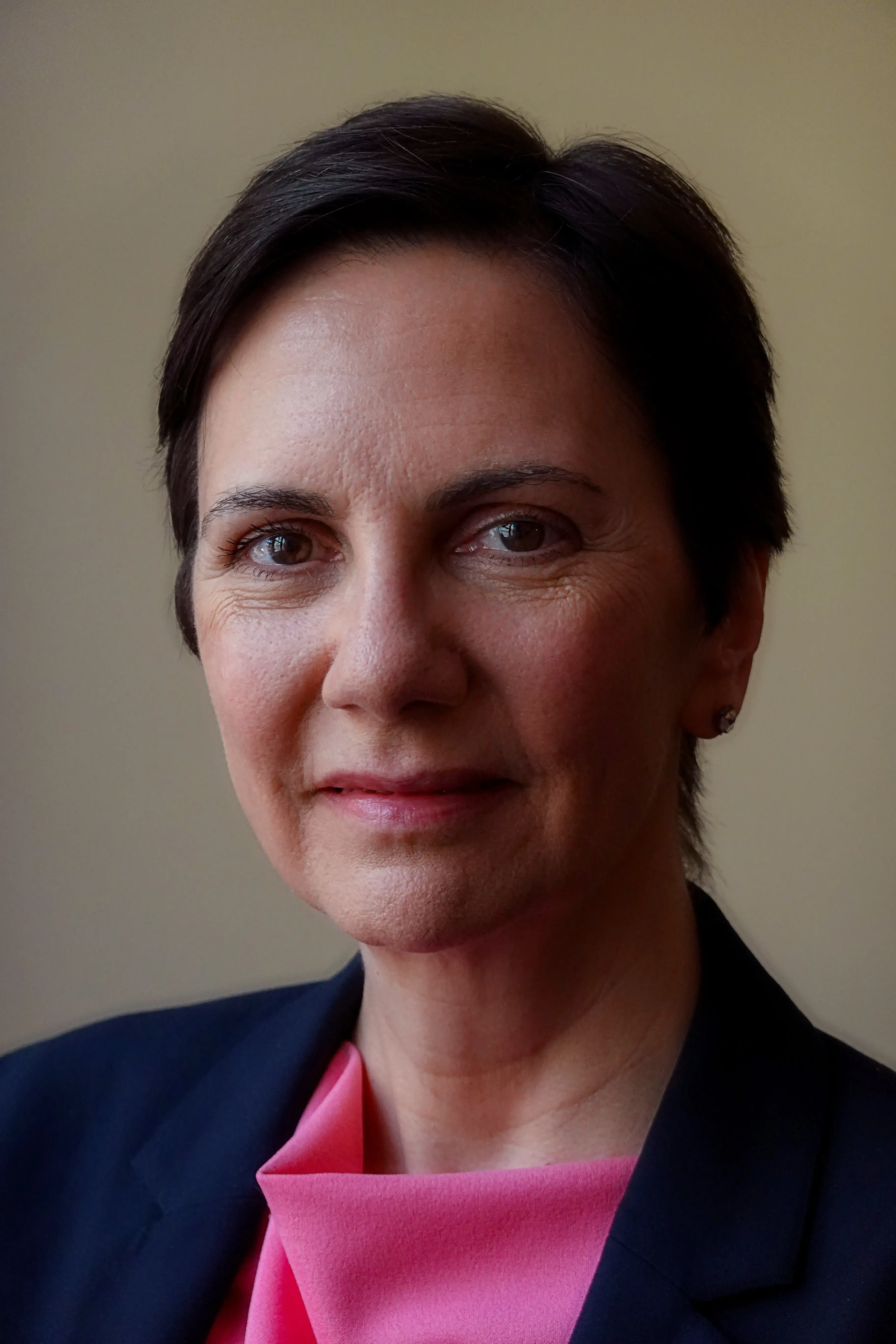 Lisa Gibbs headshot