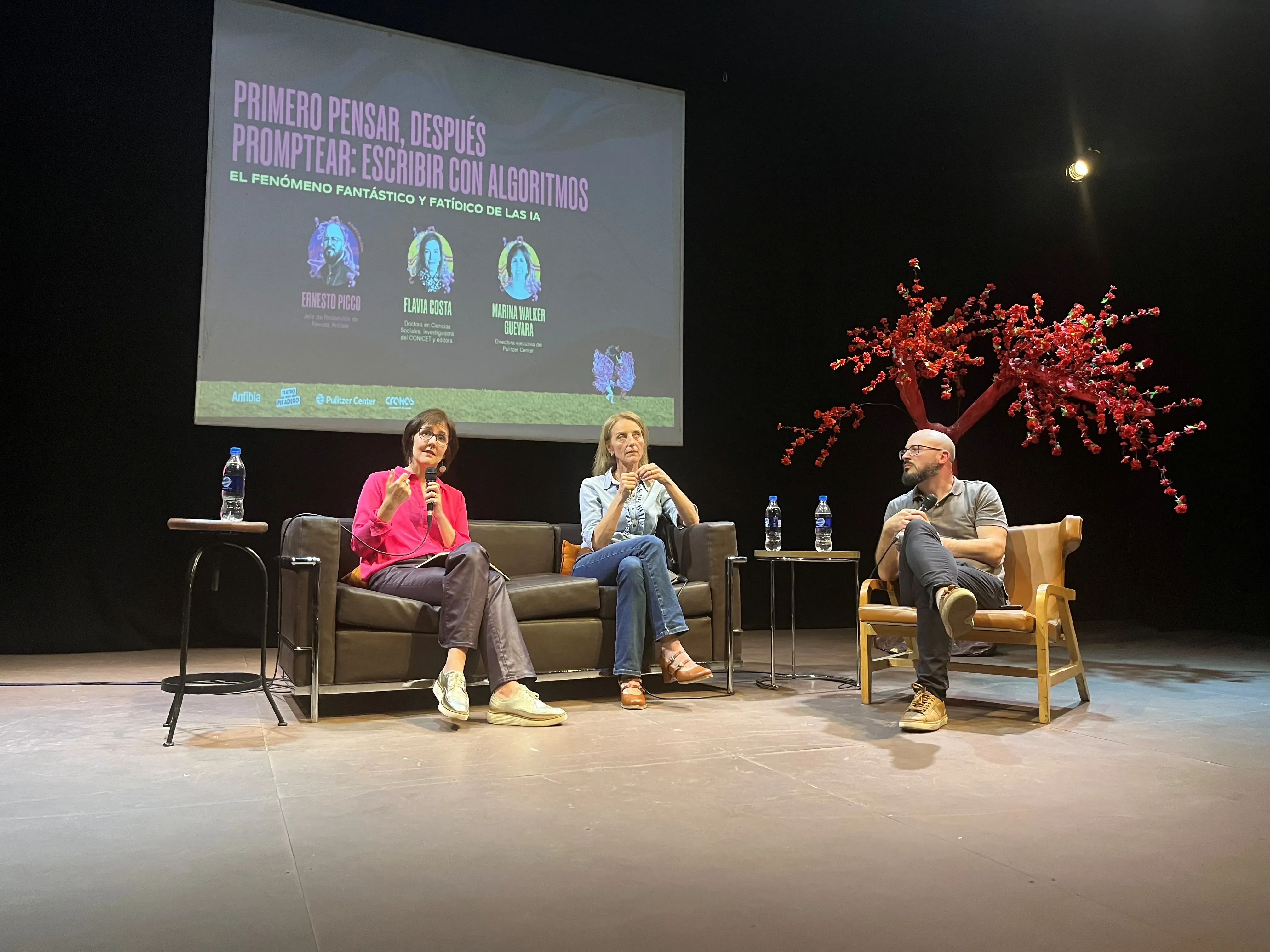 Panelists speak at Festival Futuro Imperfecto, Buenos Aires