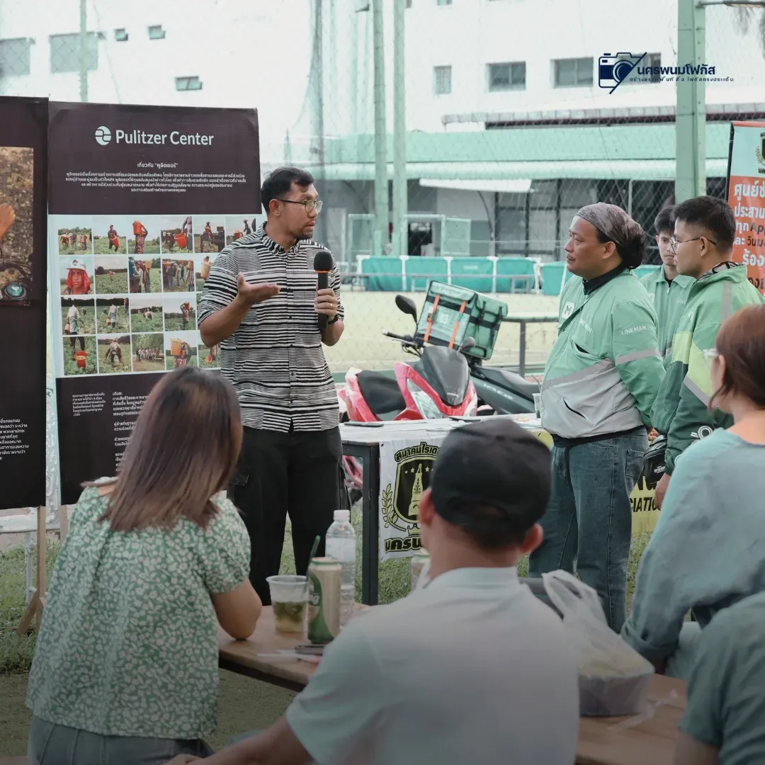 Post film screening conversations with delivery workers in Nakon Panom province. Photo credit: Pattana Pimnan