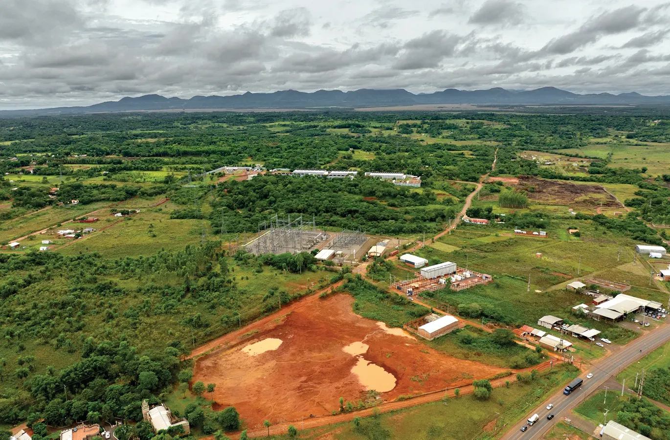 The Town That Rebelled Against a Crypto Farm in Paraguay (Spanish) |  Pulitzer Center