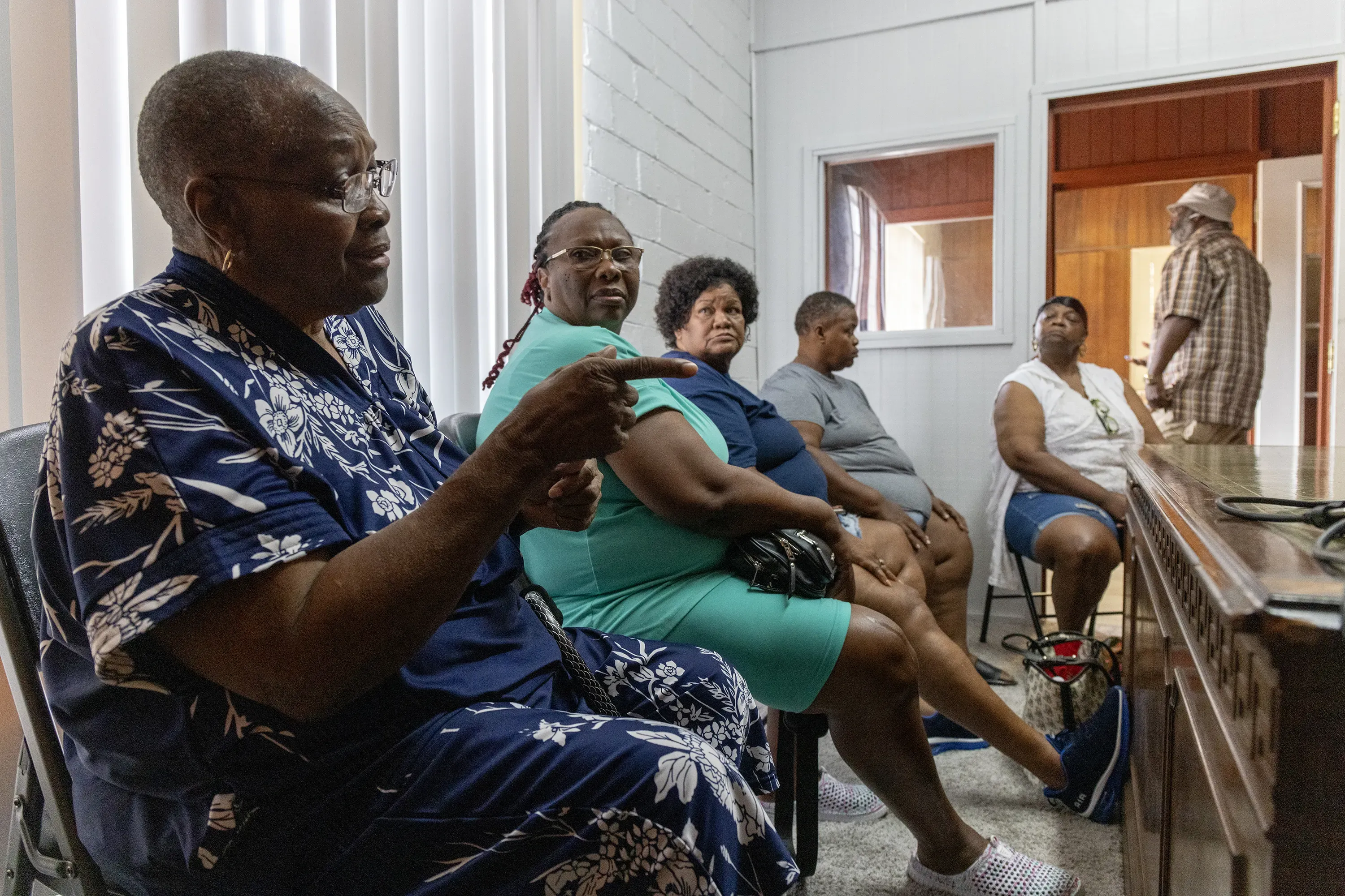 Community members in Gloster, MS, describe the effects of Drax's Amite wood pellet plant on their health and the local environment. Image by Eric Shelton/Mississippi Today. United States.