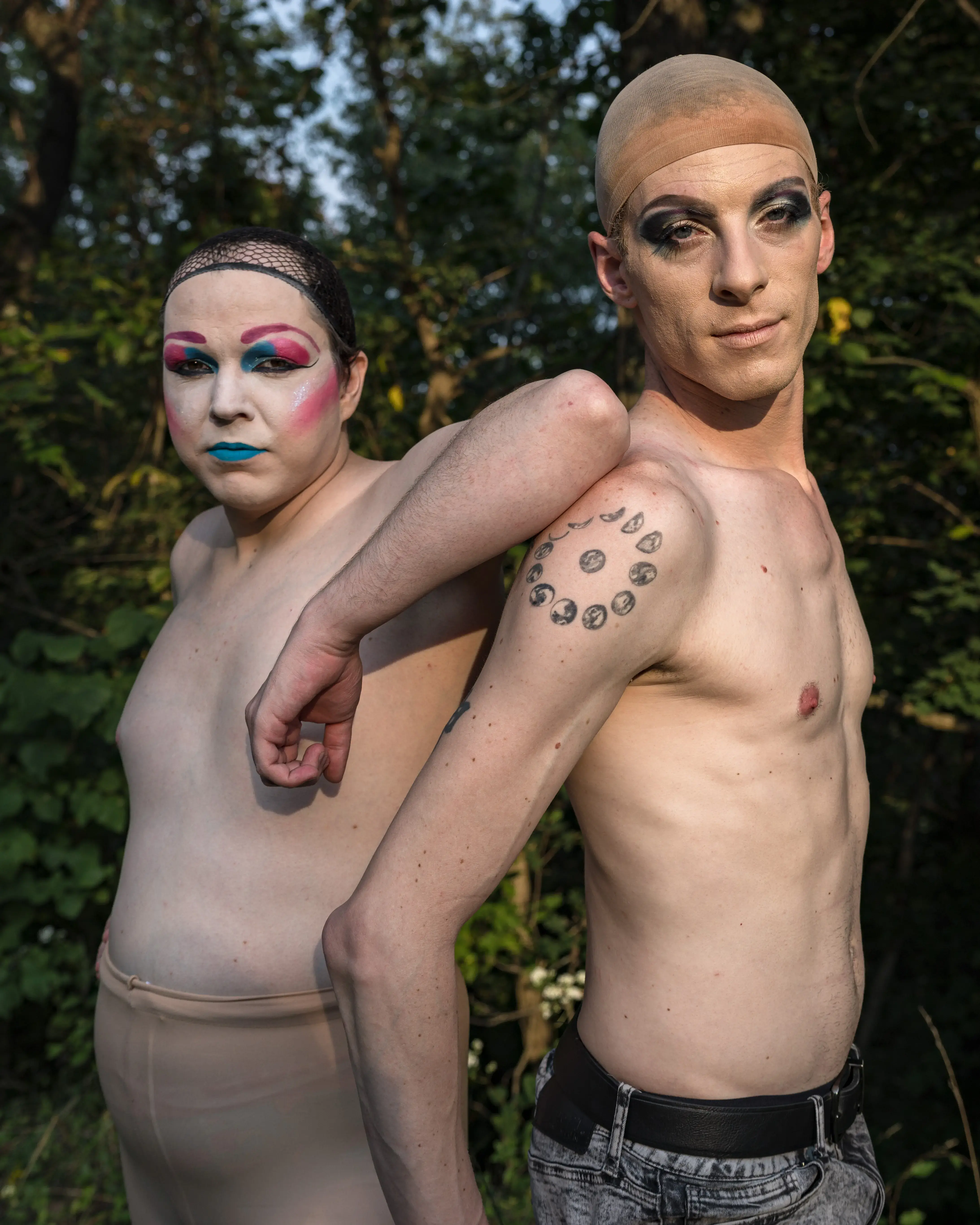 File:Two-nude-bodypainted-women.jpg - Simple English Wikipedia