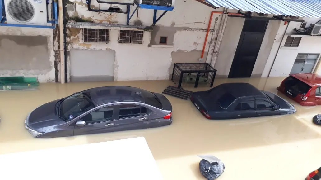 cars submerged in water