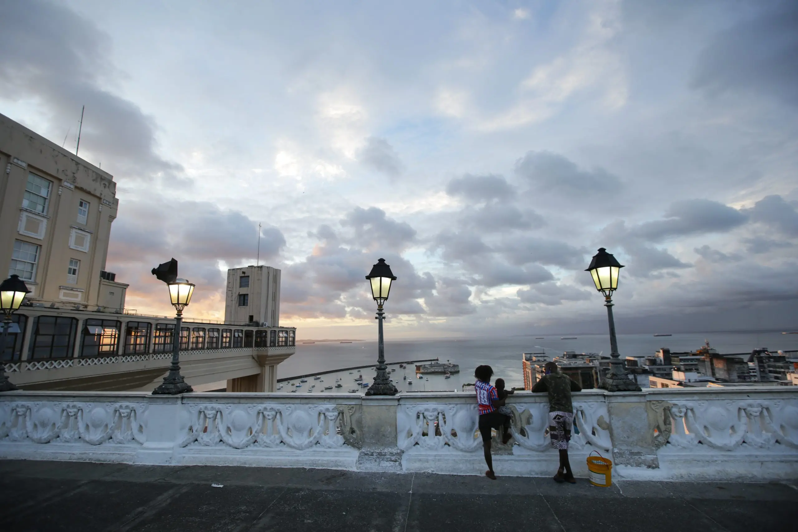 A view of an embankment by the ocean.