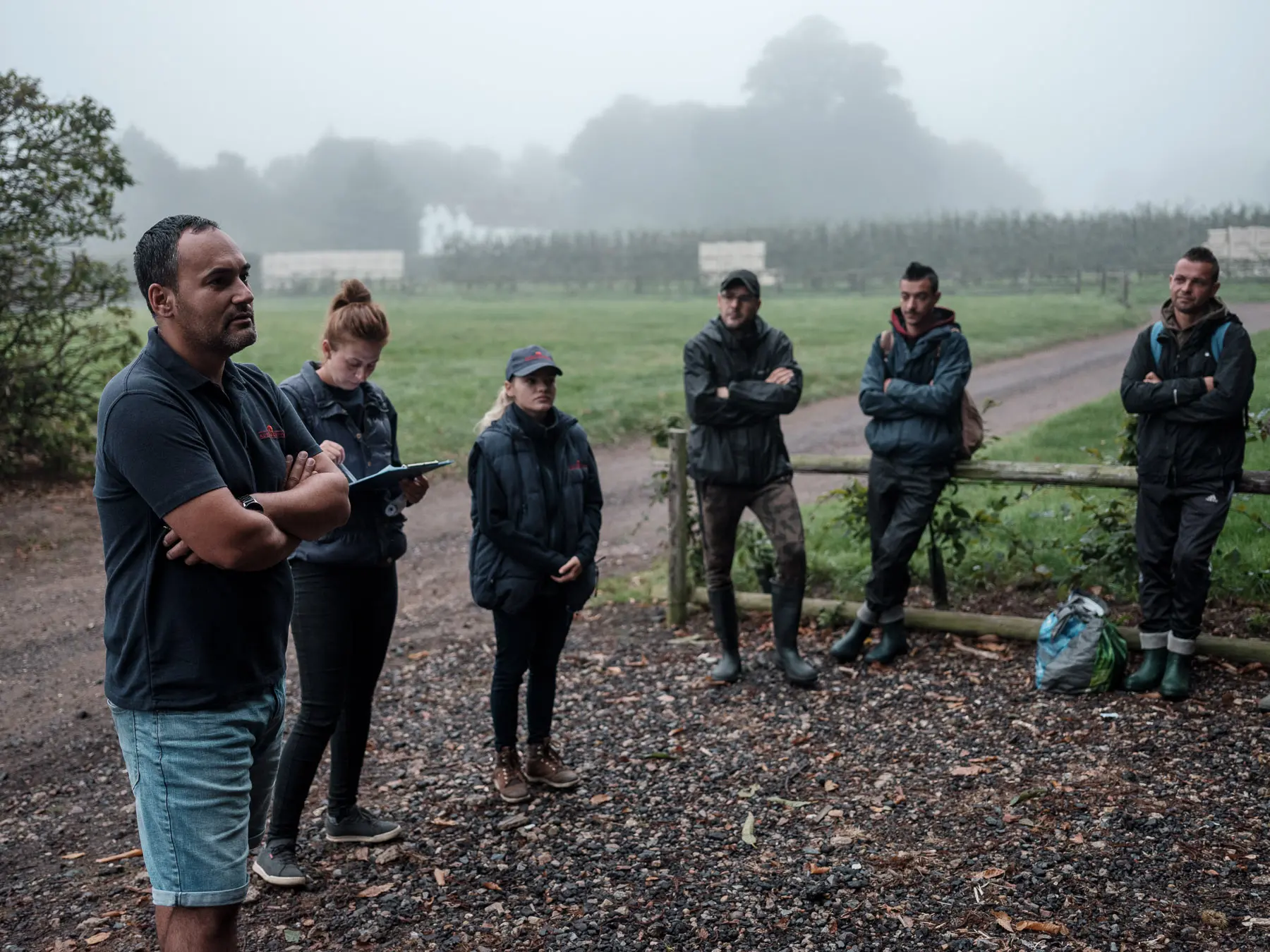 Radu Țăndărescu, the manager of the Old Parsonage farm, at the meeting with the workers at seven in the morning