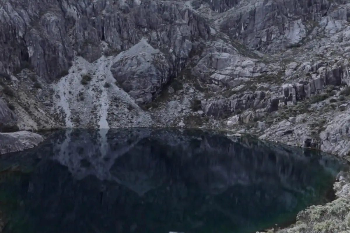 The waters that come from the Sierra Neveda