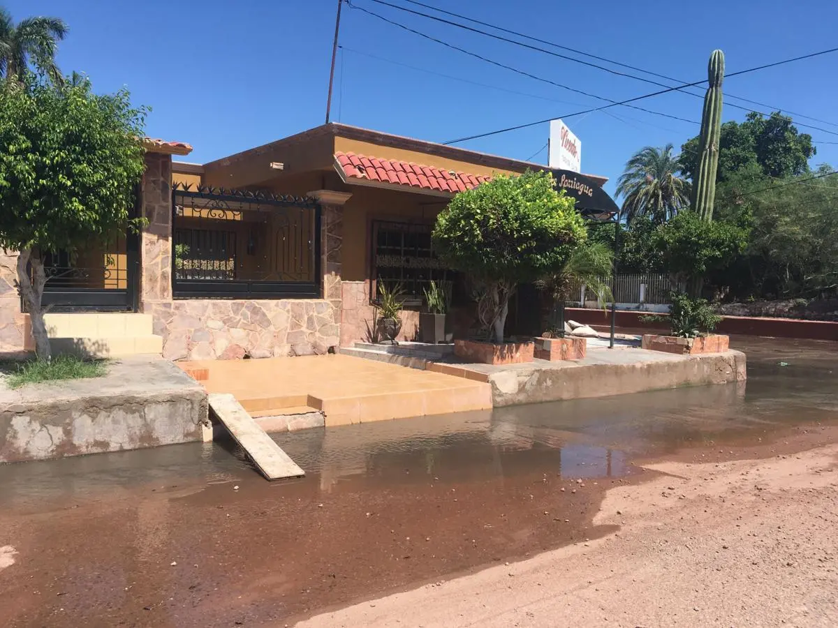 A salon owner built a ramp for customers to get in