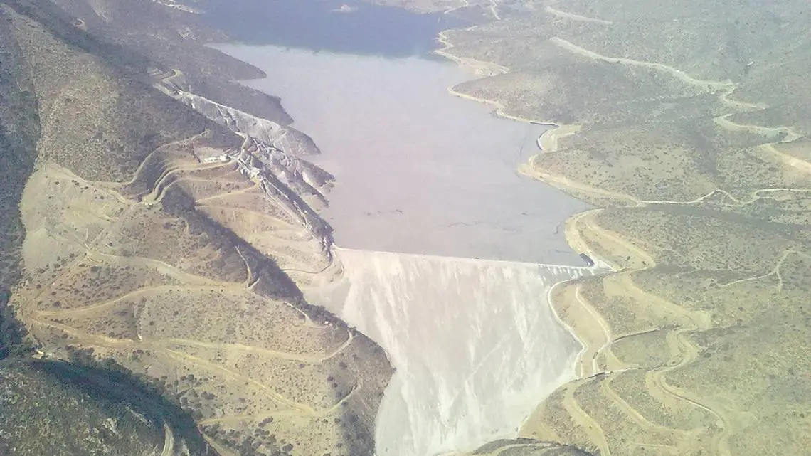 Image of a dam