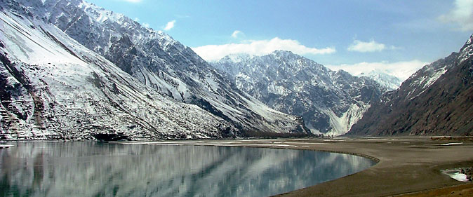 Tajikistan can't generate power when dams freeze, and the neighbours don't want to help. Image by Carolyn Drake. Tajikistan, 2009. 1